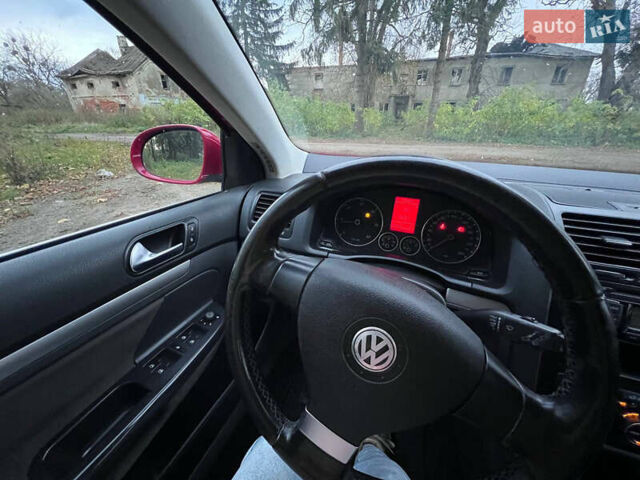 Красный Фольксваген Гольф, объемом двигателя 1.9 л и пробегом 305 тыс. км за 6600 $, фото 41 на Automoto.ua