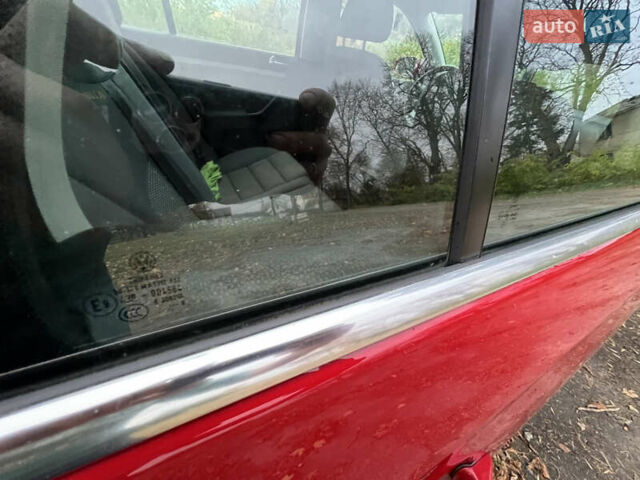 Красный Фольксваген Гольф, объемом двигателя 1.9 л и пробегом 305 тыс. км за 6600 $, фото 46 на Automoto.ua