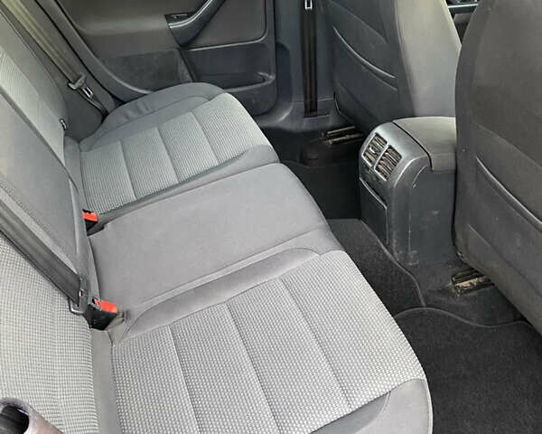 Червоний Фольксваген Гольф, об'ємом двигуна 0 л та пробігом 266 тис. км за 6550 $, фото 10 на Automoto.ua