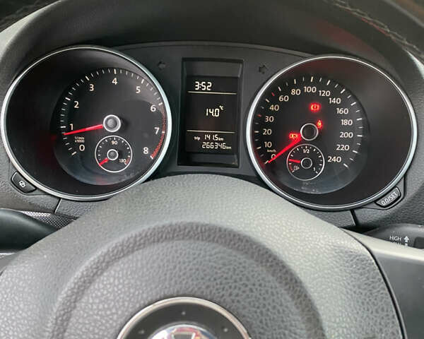 Червоний Фольксваген Гольф, об'ємом двигуна 0 л та пробігом 266 тис. км за 6550 $, фото 9 на Automoto.ua