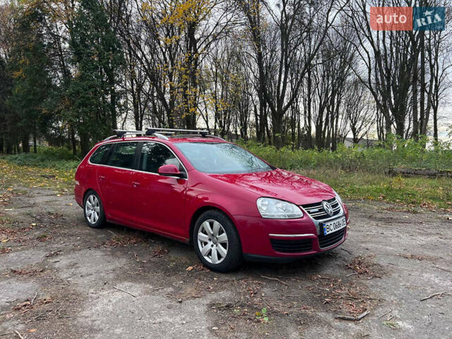 Червоний Фольксваген Гольф, об'ємом двигуна 1.9 л та пробігом 305 тис. км за 5999 $, фото 2 на Automoto.ua