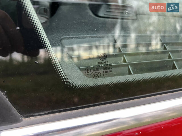 Красный Фольксваген Гольф, объемом двигателя 1.9 л и пробегом 305 тыс. км за 6600 $, фото 52 на Automoto.ua