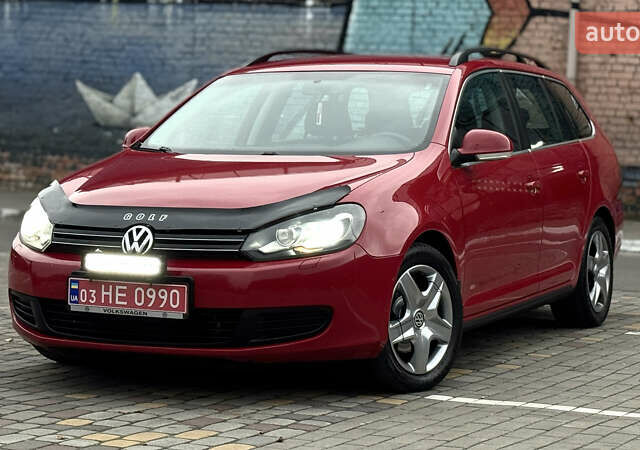 Червоний Фольксваген Гольф, об'ємом двигуна 1.6 л та пробігом 224 тис. км за 7499 $, фото 1 на Automoto.ua