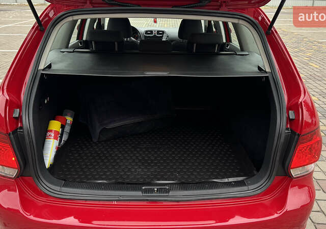 Червоний Фольксваген Гольф, об'ємом двигуна 1.6 л та пробігом 224 тис. км за 7499 $, фото 26 на Automoto.ua