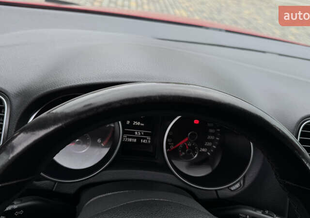 Червоний Фольксваген Гольф, об'ємом двигуна 1.6 л та пробігом 224 тис. км за 7499 $, фото 34 на Automoto.ua