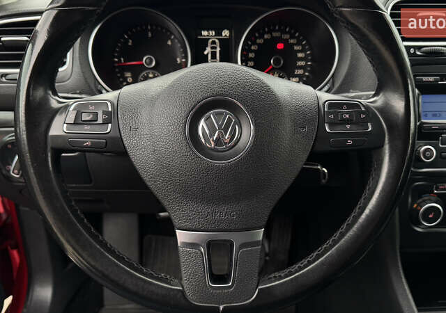 Червоний Фольксваген Гольф, об'ємом двигуна 1.6 л та пробігом 224 тис. км за 7499 $, фото 33 на Automoto.ua