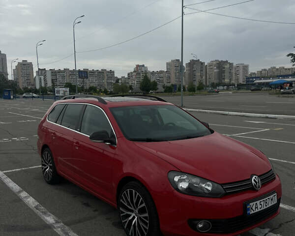 Червоний Фольксваген Гольф, об'ємом двигуна 1.6 л та пробігом 205 тис. км за 9999 $, фото 2 на Automoto.ua