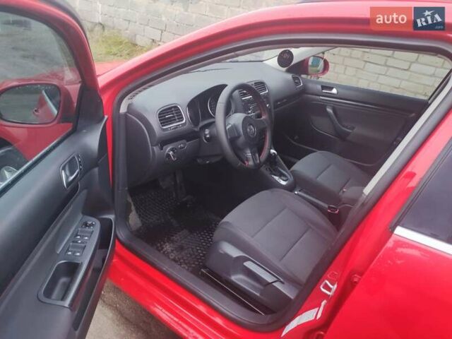 Червоний Фольксваген Гольф, об'ємом двигуна 1.4 л та пробігом 169 тис. км за 8200 $, фото 6 на Automoto.ua