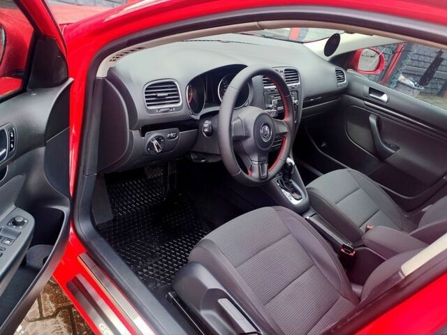 Красный Фольксваген Гольф, объемом двигателя 1.4 л и пробегом 169 тыс. км за 3550 $, фото 6 на Automoto.ua