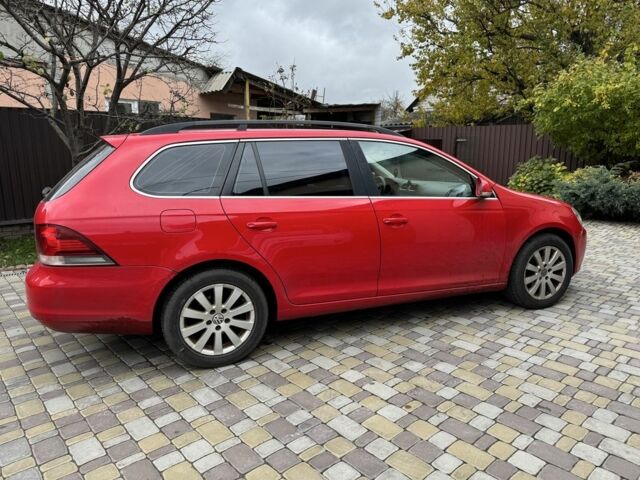 Красный Фольксваген Гольф, объемом двигателя 1.4 л и пробегом 169 тыс. км за 6500 $, фото 2 на Automoto.ua