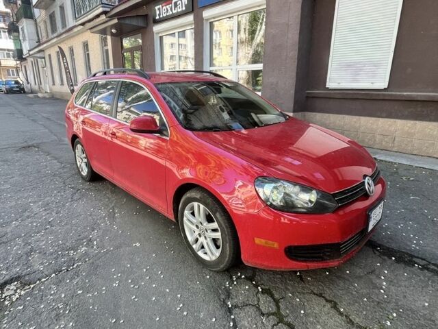 Красный Фольксваген Гольф, объемом двигателя 2 л и пробегом 99 тыс. км за 11800 $, фото 3 на Automoto.ua