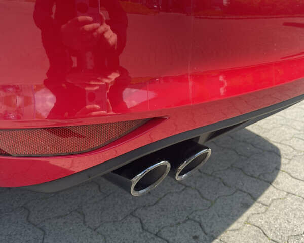 Красный Фольксваген Гольф, объемом двигателя 2 л и пробегом 67 тыс. км за 18000 $, фото 14 на Automoto.ua