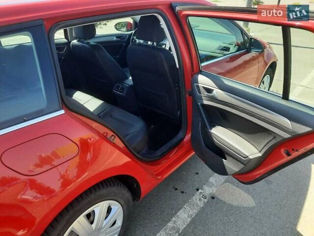 Червоний Фольксваген Гольф, об'ємом двигуна 1.97 л та пробігом 195 тис. км за 12300 $, фото 21 на Automoto.ua