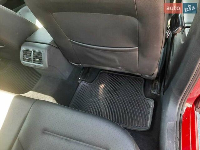 Червоний Фольксваген Гольф, об'ємом двигуна 1.97 л та пробігом 195 тис. км за 12300 $, фото 23 на Automoto.ua