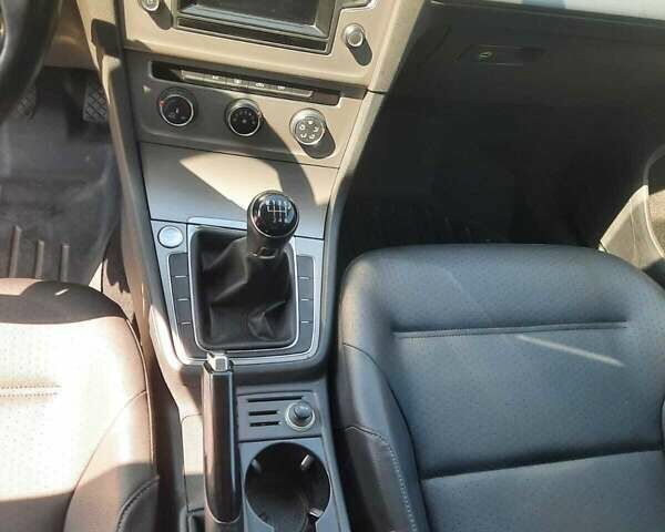 Червоний Фольксваген Гольф, об'ємом двигуна 1.97 л та пробігом 195 тис. км за 12300 $, фото 28 на Automoto.ua