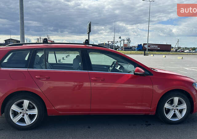 Красный Фольксваген Гольф, объемом двигателя 1.97 л и пробегом 177 тыс. км за 12400 $, фото 1 на Automoto.ua
