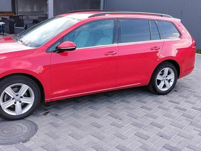 Фольксваген Гольф 2015 в Полтаве на Automoto.ua Красный Фольксваген Гольф, объемом двигателя 2 л и пробегом 133 тыс. км за 11250 $, фото 5 на Automoto.ua