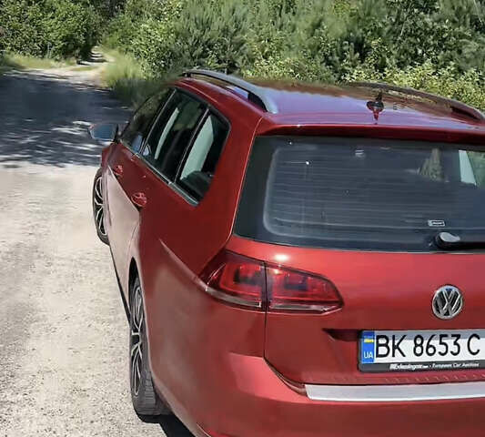 Красный Фольксваген Гольф, объемом двигателя 1.6 л и пробегом 293 тыс. км за 12100 $, фото 8 на Automoto.ua