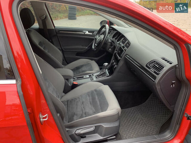 Червоний Фольксваген Гольф, об'ємом двигуна 1.4 л та пробігом 224 тис. км за 9500 $, фото 23 на Automoto.ua