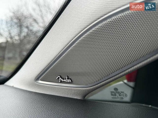 Красный Фольксваген Гольф, объемом двигателя 1.97 л и пробегом 201 тыс. км за 12400 $, фото 11 на Automoto.ua