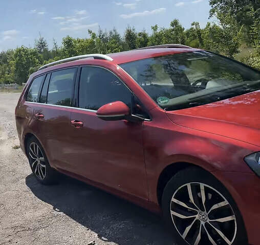 Красный Фольксваген Гольф, объемом двигателя 1.6 л и пробегом 293 тыс. км за 12100 $, фото 11 на Automoto.ua