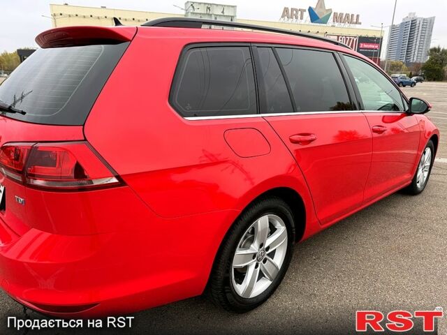 Червоний Фольксваген Гольф, об'ємом двигуна 2 л та пробігом 100 тис. км за 13300 $, фото 3 на Automoto.ua