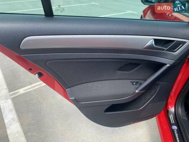 Червоний Фольксваген Гольф, об'ємом двигуна 1.6 л та пробігом 219 тис. км за 12300 $, фото 12 на Automoto.ua