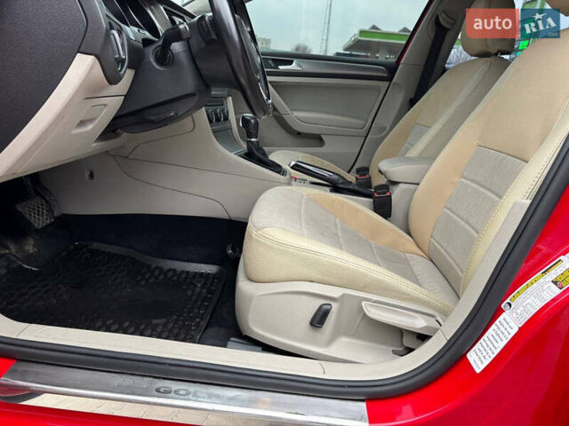 Красный Фольксваген Гольф, объемом двигателя 1.97 л и пробегом 357 тыс. км за 10700 $, фото 20 на Automoto.ua