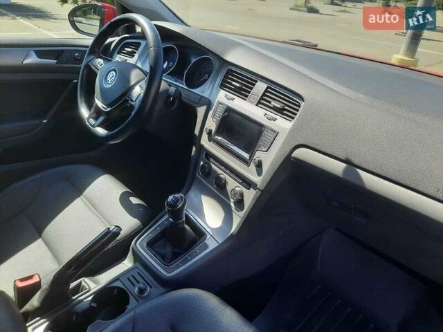 Червоний Фольксваген Гольф, об'ємом двигуна 1.97 л та пробігом 195 тис. км за 12300 $, фото 15 на Automoto.ua