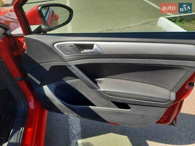 Червоний Фольксваген Гольф, об'ємом двигуна 1.97 л та пробігом 195 тис. км за 12300 $, фото 19 на Automoto.ua