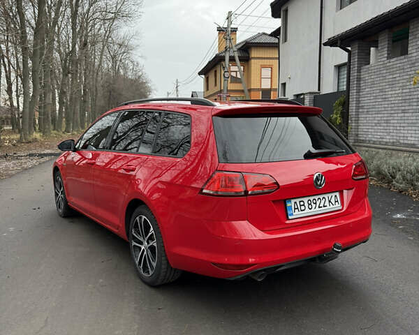 Красный Фольксваген Гольф, объемом двигателя 1.6 л и пробегом 233 тыс. км за 11500 $, фото 16 на Automoto.ua