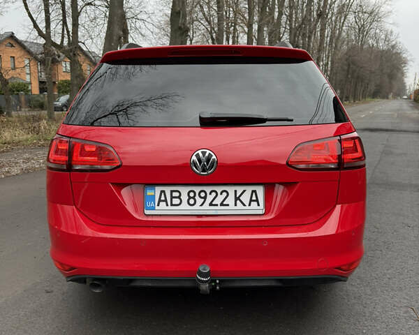 Красный Фольксваген Гольф, объемом двигателя 1.6 л и пробегом 233 тыс. км за 11500 $, фото 6 на Automoto.ua