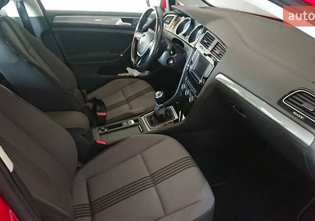 Красный Фольксваген Гольф, объемом двигателя 1.97 л и пробегом 273 тыс. км за 11900 $, фото 10 на Automoto.ua