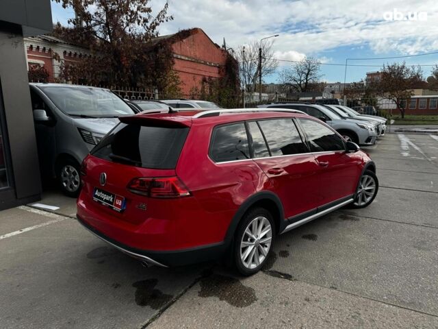 Красный Фольксваген Гольф, объемом двигателя 1.8 л и пробегом 133 тыс. км за 11980 $, фото 5 на Automoto.ua