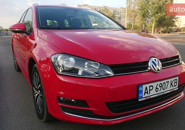 Красный Фольксваген Гольф, объемом двигателя 1.97 л и пробегом 273 тыс. км за 11900 $, фото 13 на Automoto.ua
