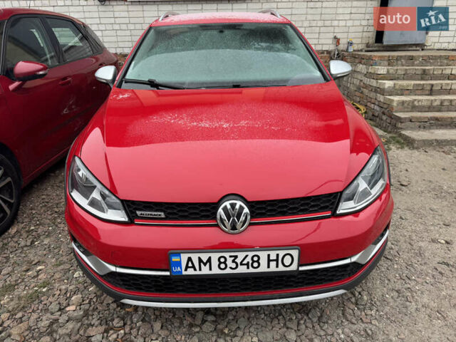 Червоний Фольксваген Гольф, об'ємом двигуна 1.8 л та пробігом 205 тис. км за 11900 $, фото 1 на Automoto.ua