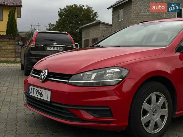 Красный Фольксваген Гольф, объемом двигателя 1.6 л и пробегом 233 тыс. км за 12700 $, фото 3 на Automoto.ua
