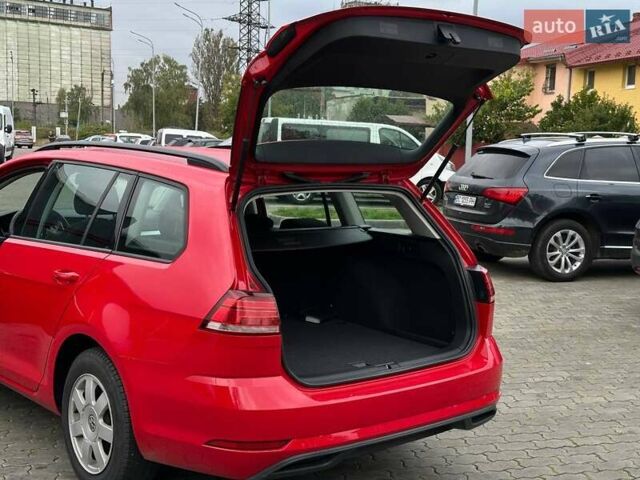 Красный Фольксваген Гольф, объемом двигателя 1.6 л и пробегом 233 тыс. км за 12700 $, фото 11 на Automoto.ua