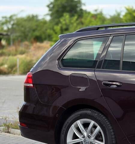 Красный Фольксваген Гольф, объемом двигателя 1.97 л и пробегом 248 тыс. км за 15900 $, фото 7 на Automoto.ua