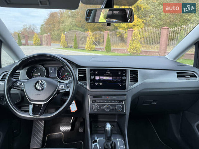 Красный Фольксваген Гольф, объемом двигателя 1.97 л и пробегом 105 тыс. км за 19800 $, фото 12 на Automoto.ua