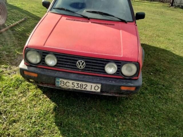 Красный Фольксваген Гольф, объемом двигателя 1.6 л и пробегом 250 тыс. км за 1000 $, фото 1 на Automoto.ua