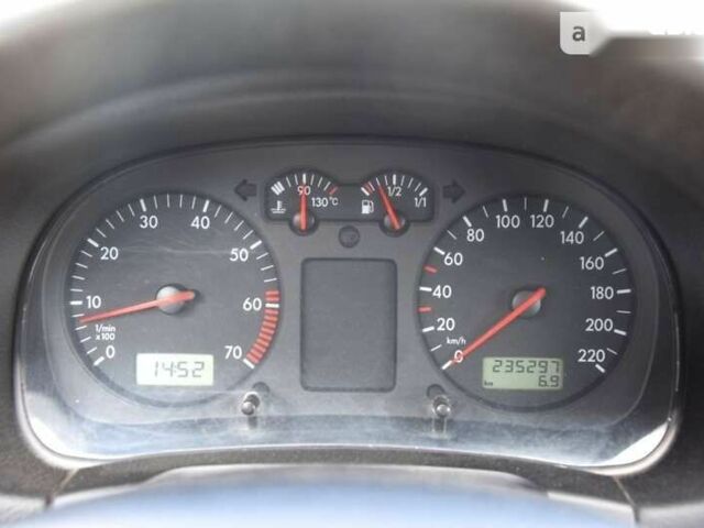 Фольксваген Гольф 2001 в Киеве на Automoto.ua Фольксваген Гольф, объемом двигателя 1.4 л и пробегом 235 тыс. км за 4650 $, фото 22 на Automoto.ua