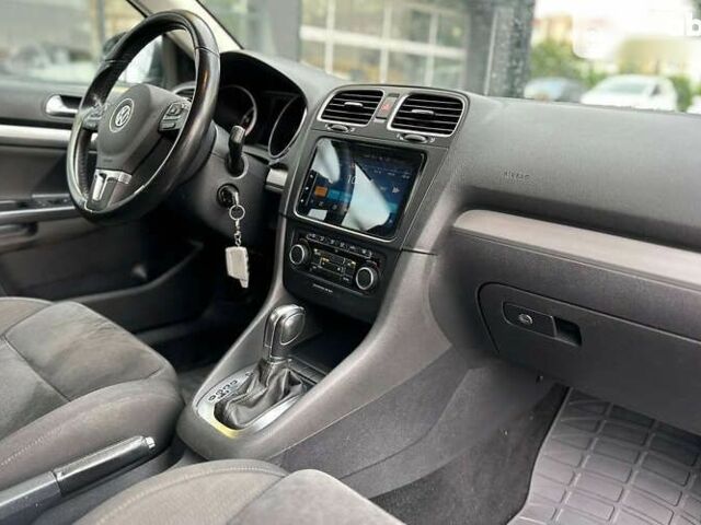 Фольксваген Гольф, объемом двигателя 1.2 л и пробегом 214 тыс. км за 8250 $, фото 9 на Automoto.ua