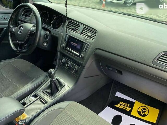 Фольксваген Гольф, объемом двигателя 1.6 л и пробегом 354 тыс. км за 12500 $, фото 17 на Automoto.ua