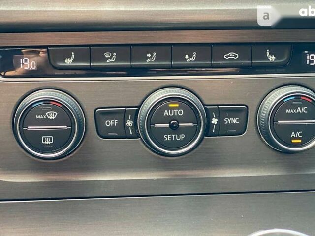 Фольксваген Гольф, объемом двигателя 1.6 л и пробегом 354 тыс. км за 12500 $, фото 14 на Automoto.ua