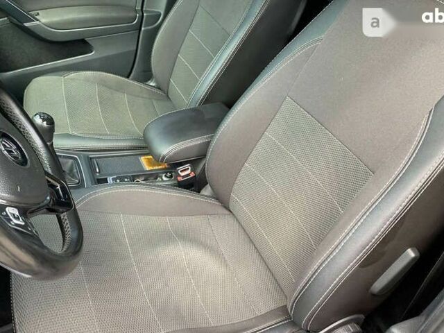 Фольксваген Гольф, объемом двигателя 1.6 л и пробегом 354 тыс. км за 12500 $, фото 9 на Automoto.ua