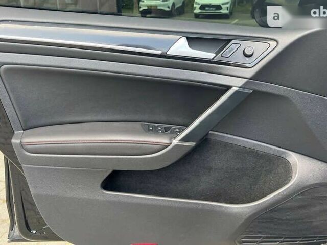 Фольксваген Гольф, объемом двигателя 2 л и пробегом 90 тыс. км за 18000 $, фото 8 на Automoto.ua