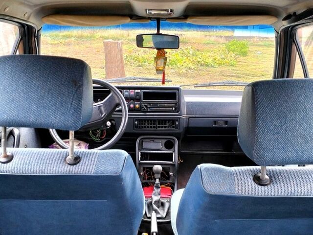 Фольксваген Гольф, объемом двигателя 1.8 л и пробегом 0 тыс. км за 1250 $, фото 8 на Automoto.ua