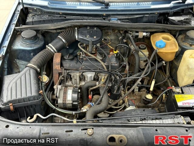 Фольксваген Гольф, объемом двигателя 1.6 л и пробегом 167 тыс. км за 2200 $, фото 9 на Automoto.ua