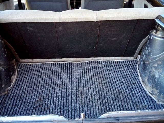 Фольксваген Гольф, объемом двигателя 1.3 л и пробегом 252 тыс. км за 850 $, фото 5 на Automoto.ua